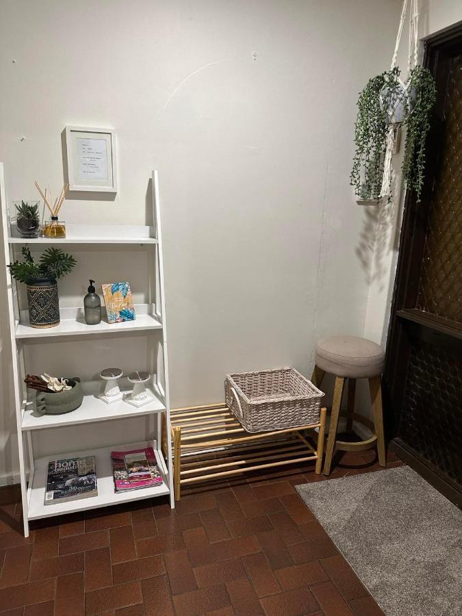 Cozy Inn بيرث المظهر الخارجي الصورة
